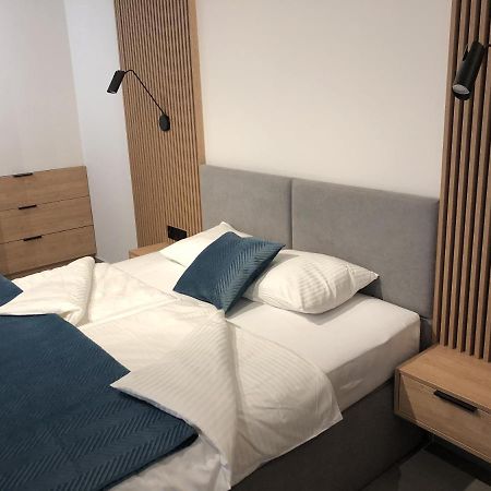Apartament Lena Stare Miasto كراكوفيا المظهر الخارجي الصورة