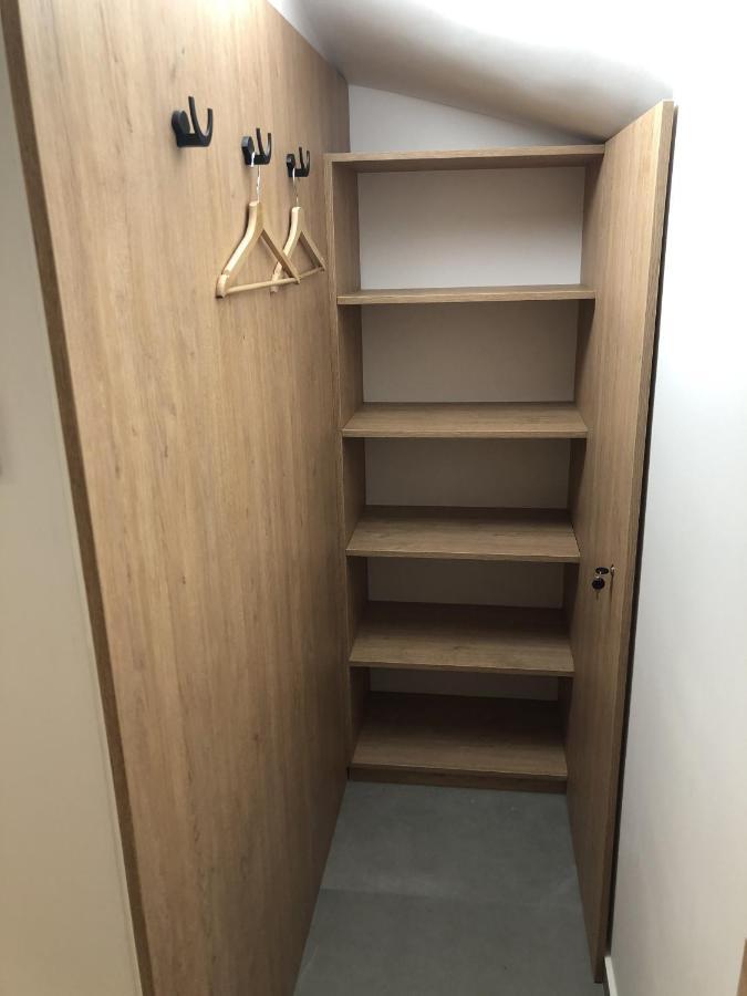 Apartament Lena Stare Miasto كراكوفيا المظهر الخارجي الصورة